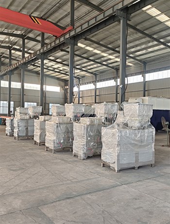 山東沃爾特環(huán)保6臺(tái)PAM加藥裝置出口項(xiàng)目